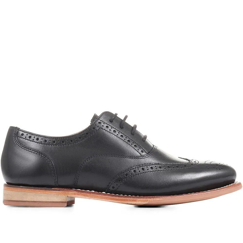 Kassandra Goodyear Welted Leather Brogues - KASSANDRA / 322 781