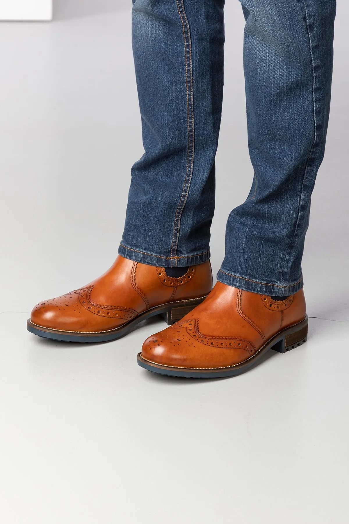 Men's Brogue Dealer Boots - Millington