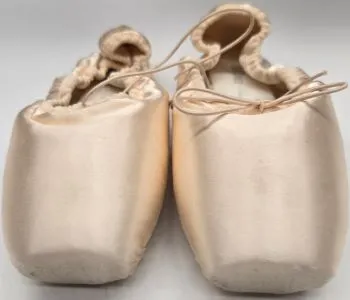 Mykia -- Pointe Shoe --  Pink Satin