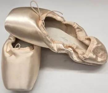 Mykia -- Pointe Shoe --  Pink Satin